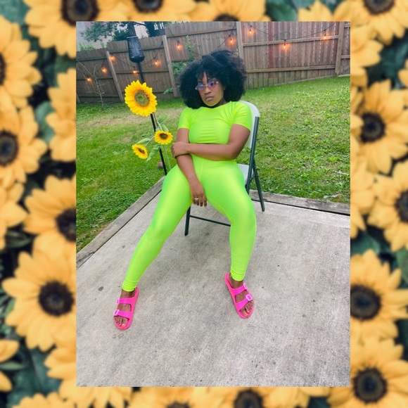 NEON SHOWSTOPPER JNK SET - Picture 1 of 4